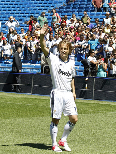 【现场】项钰晨与“莎琪拉”摘得J14-18预赛科目个人金牌，广东马术联赛第九站火热开赛！