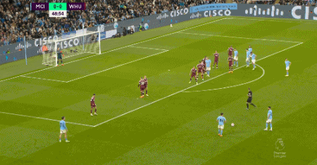 半场开香槟，兰德维尔以为自己稳了，没想到查里尔的输出还在后面！